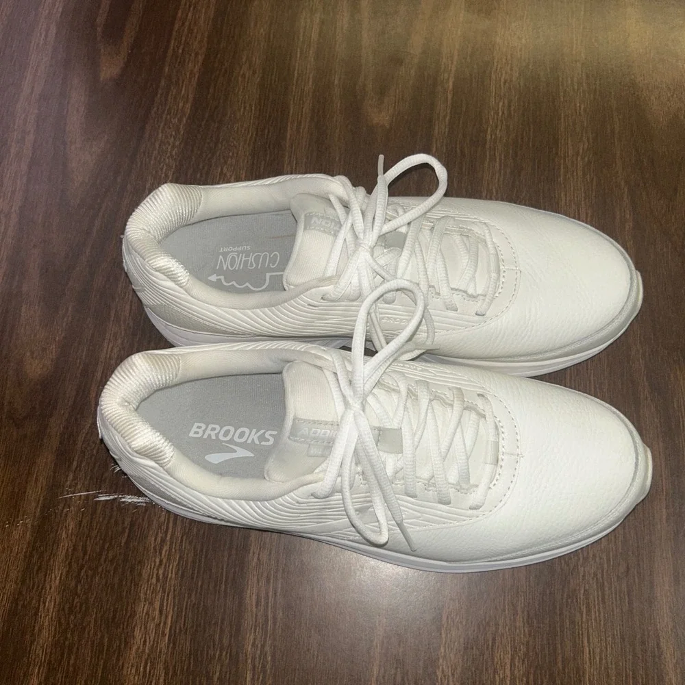 Brooks Addiction Walker 2 Slip Resistant Work Shoes Mens 10.5 White 1103181D112